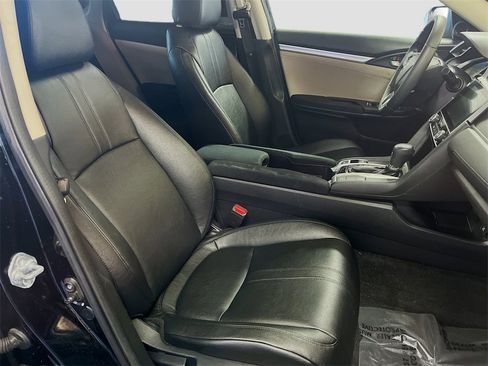 Used 2018 Honda Civic EX image 26