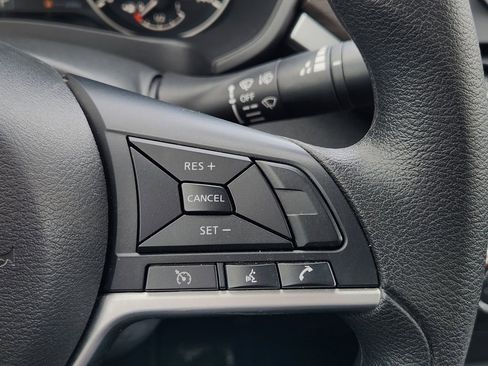 Used 2024 Nissan Altima 2.5 SV FWD image 34