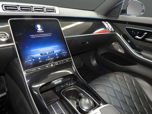 Used 2022 Mercedes-Benz S 580 4MATIC Sedan image 15
