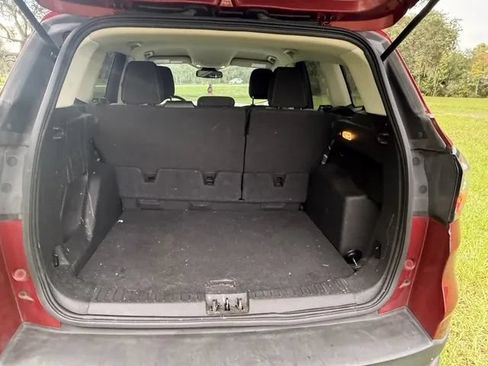 Used 2018 Ford Escape SE w/ Ford Safe & Smart Package AWD/4WD image 7
