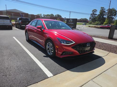 Used 2020 Hyundai Sonata SEL FWD image 3