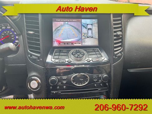 Used 2011 INFINITI FX35 2WD w/ Premium Pkg image 13