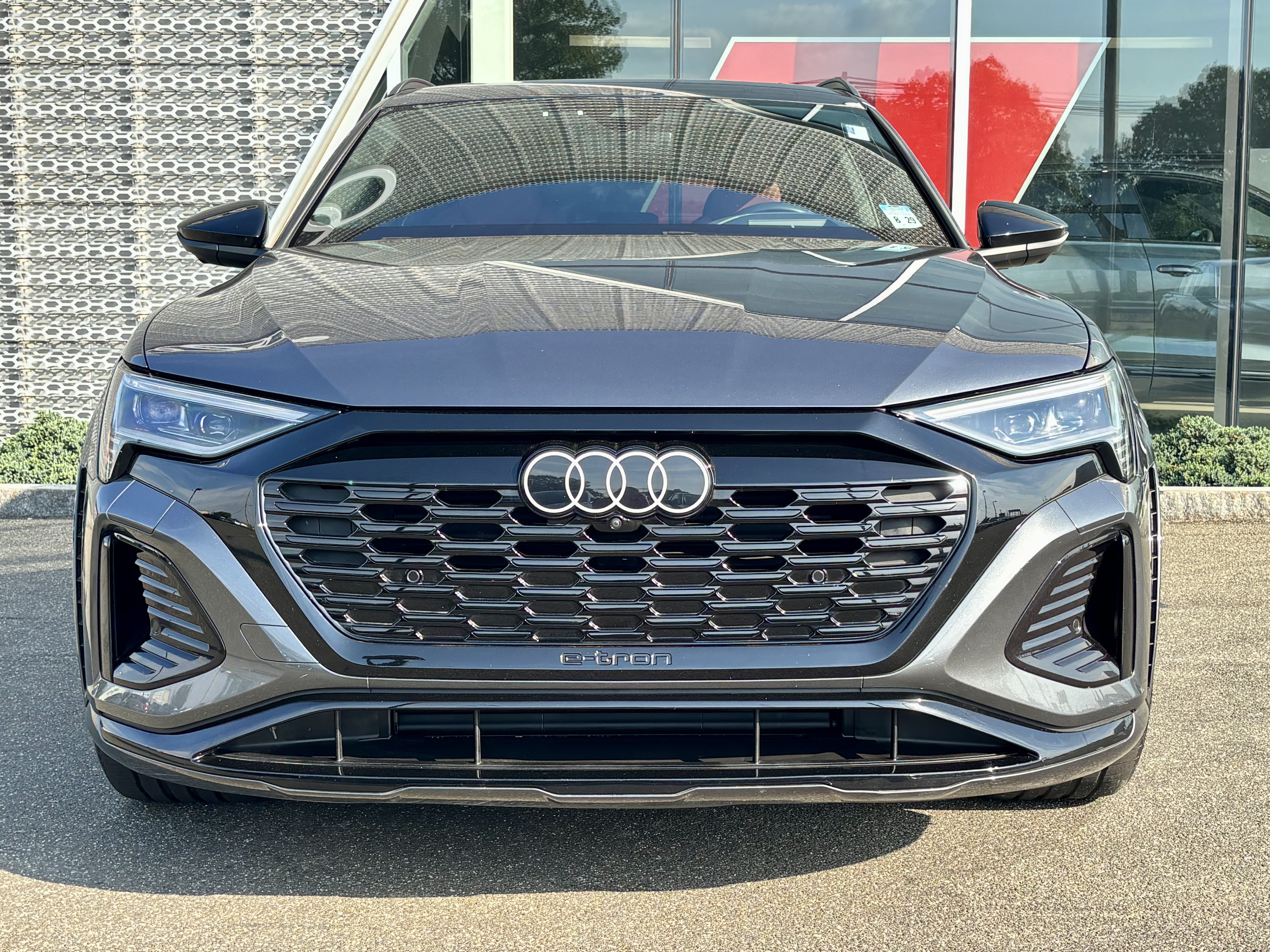 Certified 2024 Audi Q8 e-tron Prestige w/ Prestige Package AWD/4WD image 4
