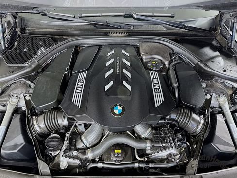 Used 2021 BMW 750i xDrive 750i xDrive w/ Executive Package image 36