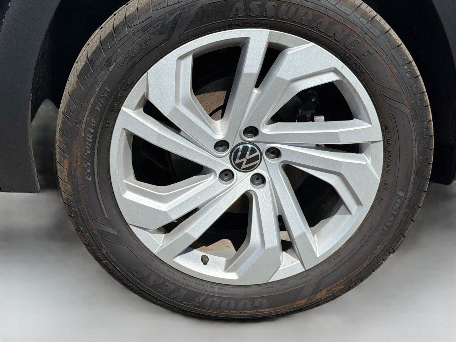 Used 2023 Volkswagen Atlas SE w/ Panoramic Sunroof Package AWD/4WD image 9