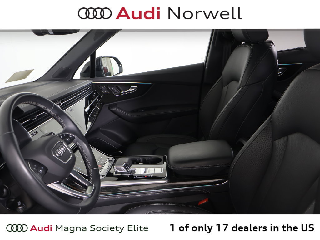 Used 2025 Audi Q7 3.0T Prestige AWD/4WD image 22