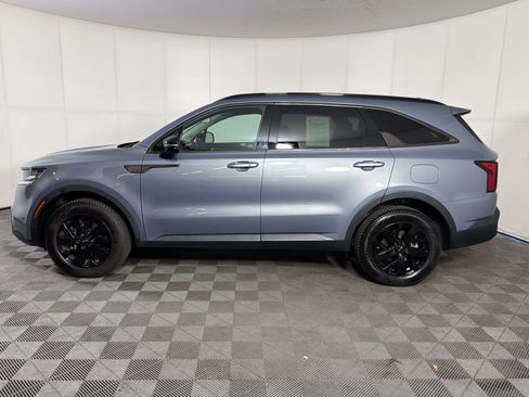 Used 2021 Kia Sorento S w/ Panoramic Sunroof Package AWD/4WD image 2