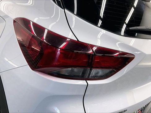 Used 2023 Chevrolet TrailBlazer LS image 25