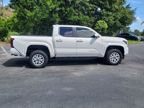 Certified 2025 Toyota Tacoma SR5 RWD image 8