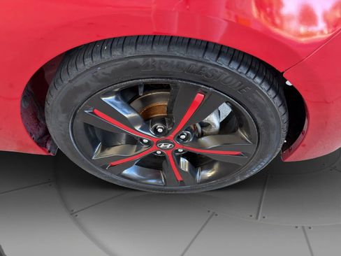 Used 2016 Hyundai Veloster w/ Option Group 02 image 23