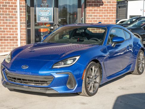 Used 2022 Subaru BRZ Limited RWD image 1