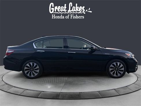 Used 2017 Honda Accord EX-L image 6