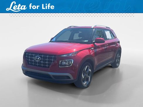 Used 2021 Hyundai Venue SEL image 1