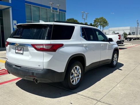 Used 2019 Chevrolet Traverse LT FWD image 7