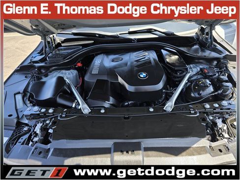 Used 2025 BMW 530i w/ M Sport Package RWD image 17