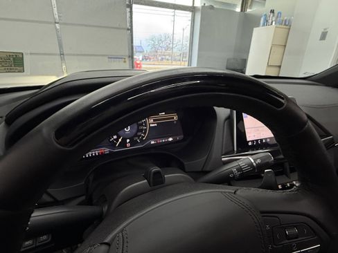 Used 2024 Cadillac CT4 V image 18