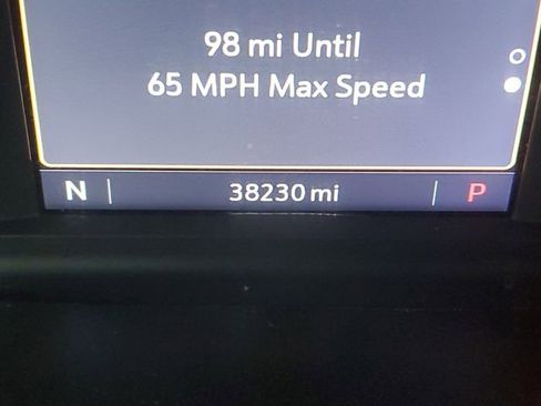 Certified 2021 Chevrolet Silverado 1500 RST image 30