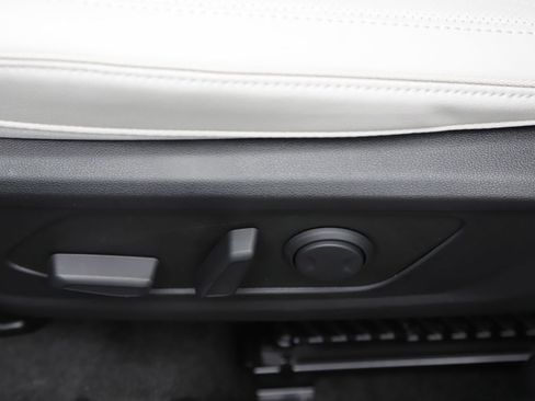 New 2026 Hyundai Tucson Limited image 15