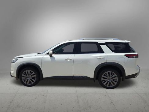 Used 2023 Nissan Pathfinder SL w/ SL Premium Package FWD image 3