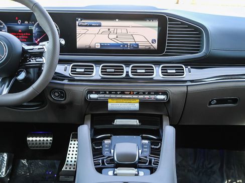 New 2026 Mercedes-Benz GLE 63 AMG S image 13