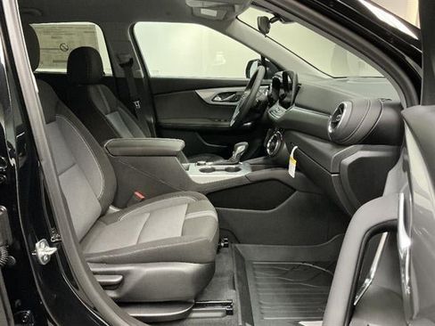 New 2026 Chevrolet Blazer LT w/ LPO, Floor Liner Package AWD/4WD image 31