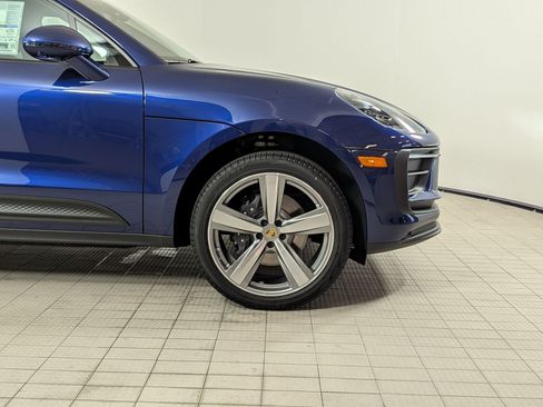 New 2026 Porsche Macan AWD/4WD image 11
