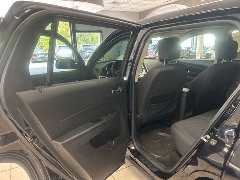 Used 2013 GMC Terrain SLE image 20