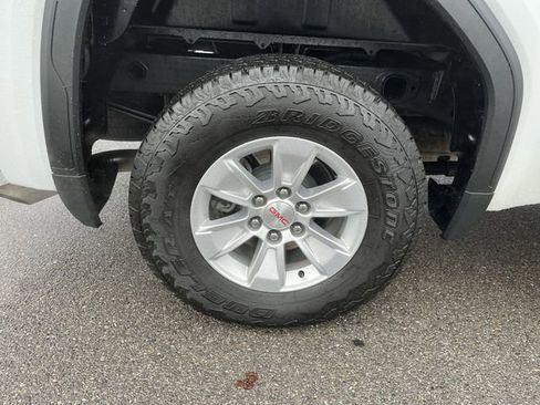 Certified 2022 GMC Sierra 1500 SLE image 20