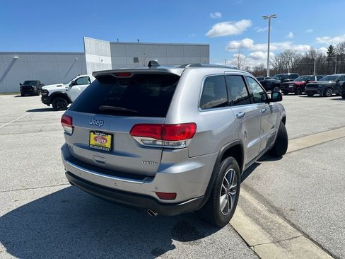 Used 2019 Jeep Grand Cherokee Limited AWD/4WD image 3