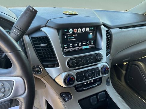 Used 2017 GMC Yukon SLT w/ Premium Edition image 14