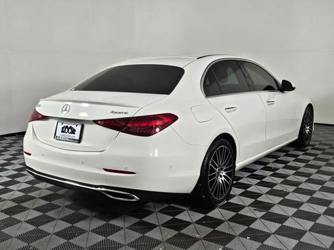 Used 2025 Mercedes-Benz C 300 4MATIC Sedan image 3