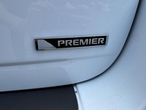 Used 2017 Chevrolet Equinox Premier w/ Enhanced Convenience Package AWD/4WD image 35