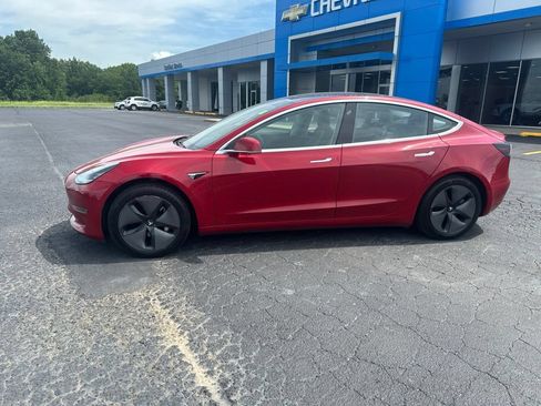 Used 2018 Tesla Model 3 Long Range RWD image 2