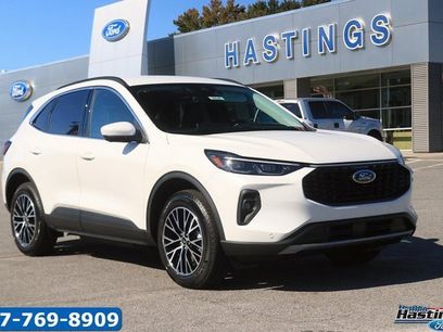 New 2025 Ford Escape SE w/ PHEV Premium Package