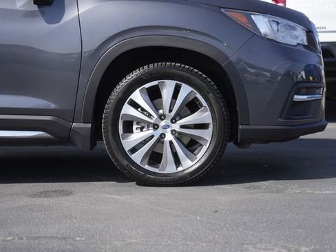 Used 2022 Subaru Ascent Limited w/ Technology Package image 4