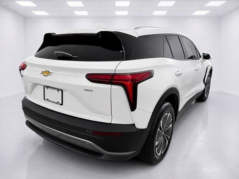 Used 2024 Chevrolet Blazer EV LT AWD/4WD image 9