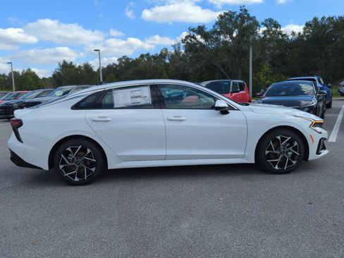New 2026 Kia K5 EX image 9