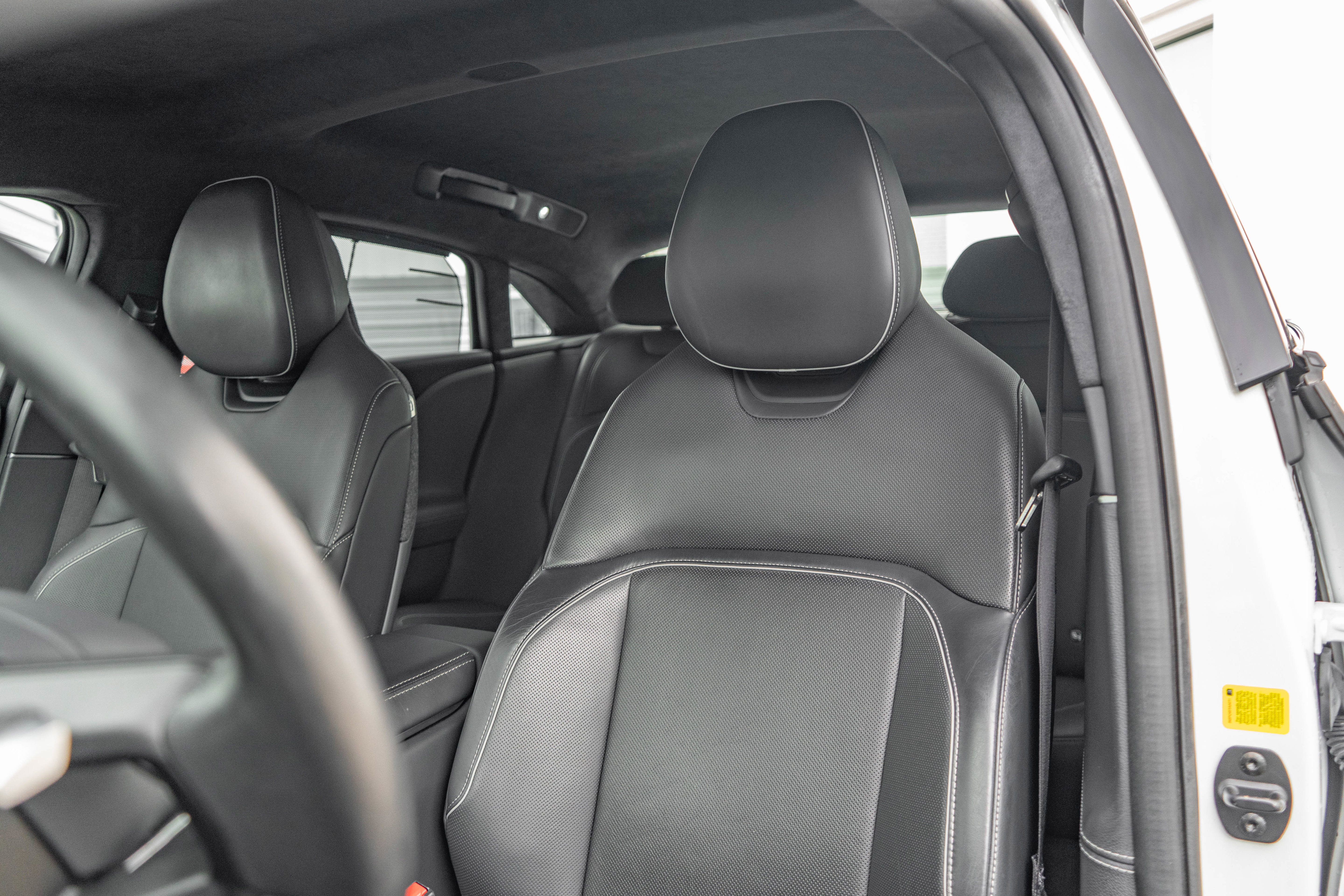 Used 2024 Lucid Air Touring AWD/4WD image 9