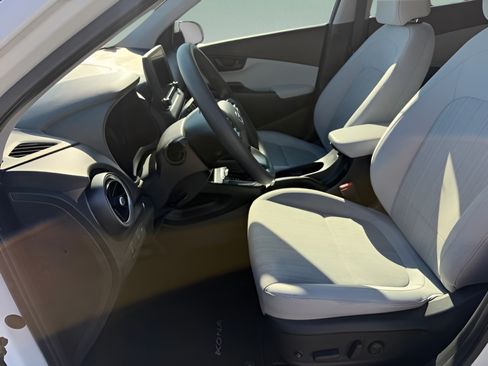 Used 2023 Hyundai Kona SEL FWD image 24