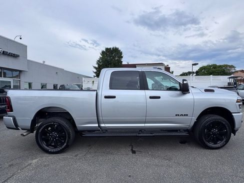Used 2026 RAM 2500 Big Horn AWD/4WD image 9