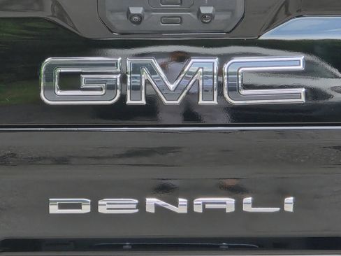 Used 2024 GMC Sierra 2500 Denali Ultimate w/ Max Trailering Package AWD/4WD image 39