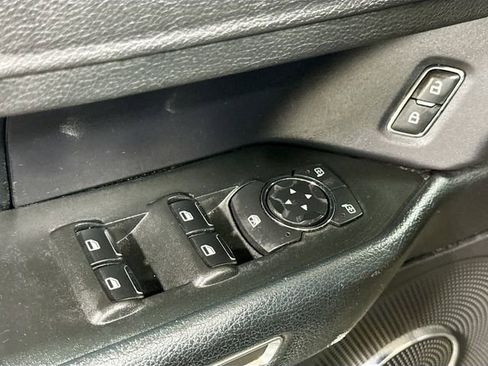 Used 2020 Ford Expedition XLT w/ FX4 Off-Road Package AWD/4WD image 19