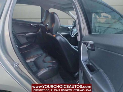Used 2015 Volvo XC60 T6 w/ Proximity Package image 13