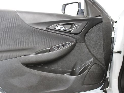 Used 2023 Chevrolet Malibu LT FWD image 6