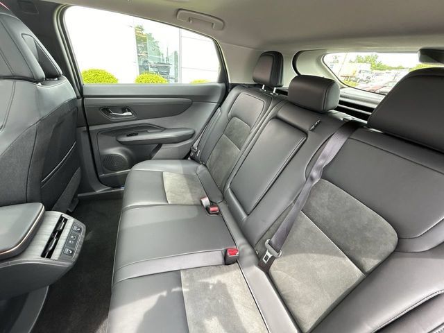 Certified 2024 Nissan Ariya AWD image 13