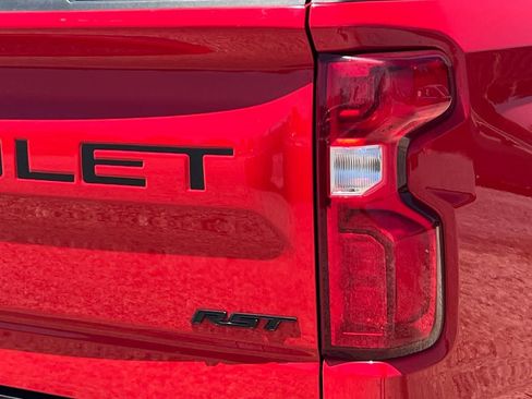 Used 2021 Chevrolet Silverado 1500 RST w/ Bed Protection Package RWD image 13