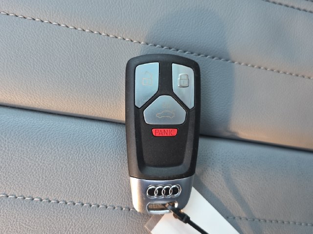 Used 2023 Audi Q5 2.0T Premium w/ Convenience Package AWD/4WD image 36
