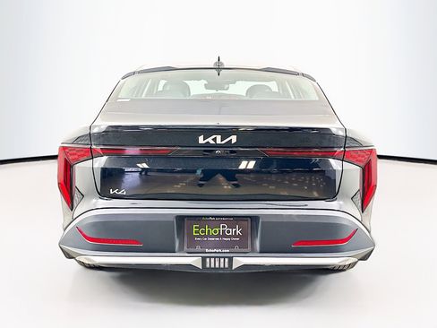 Used 2025 Kia K4 LXS image 7