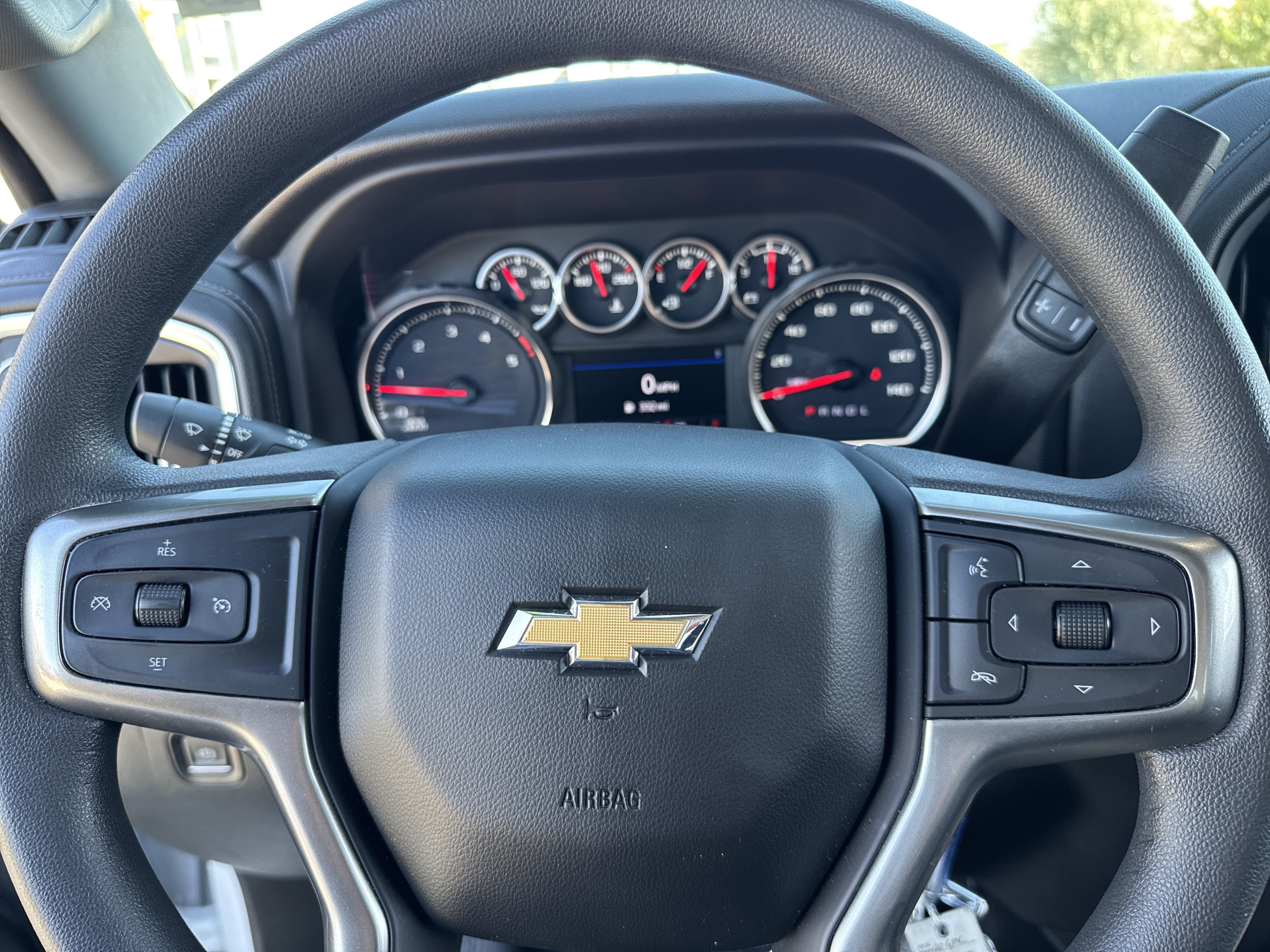 Used 2022 Chevrolet Silverado 3500 LT AWD/4WD image 15