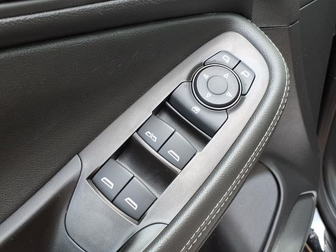 Certified 2023 Buick Encore GX Select FWD image 14